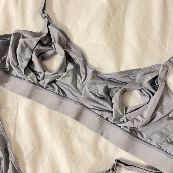 Bodily Do Anything Nursing and Pumping Bras - 2 size Medium, slate grey blue - Picture 3 of 10